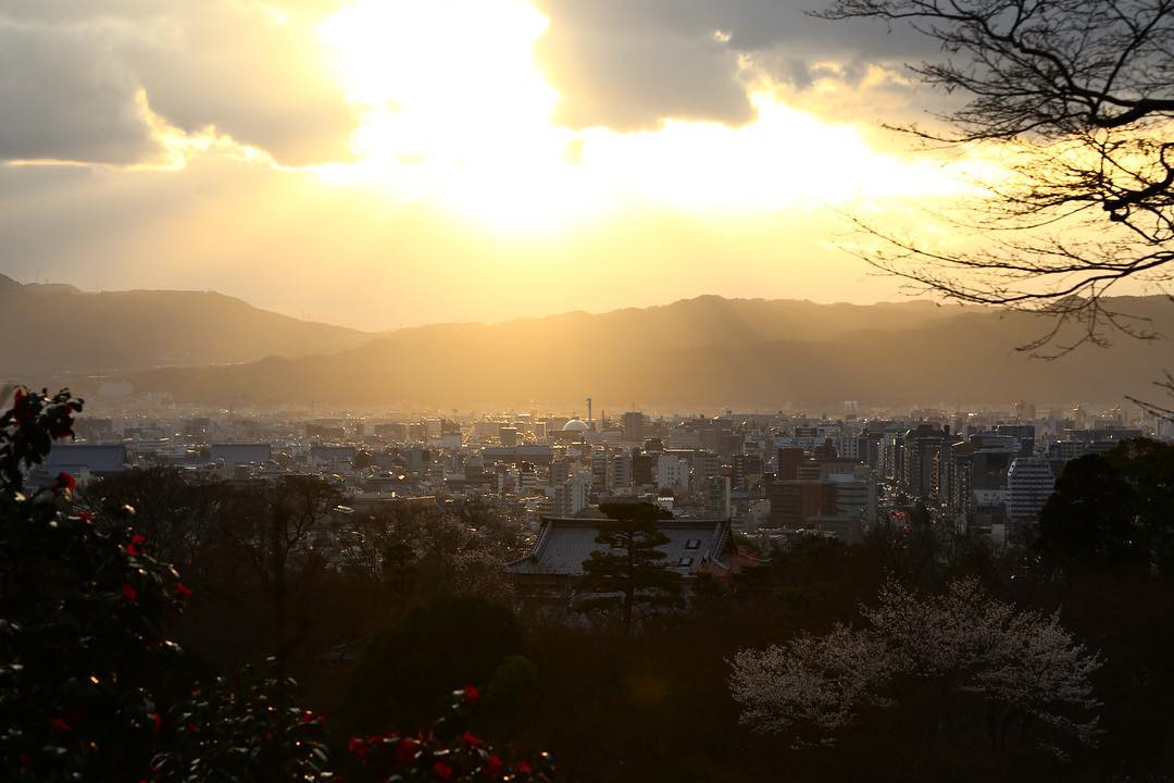 #Kyoto sunset #kiyomizuderatemple #cidinjapan