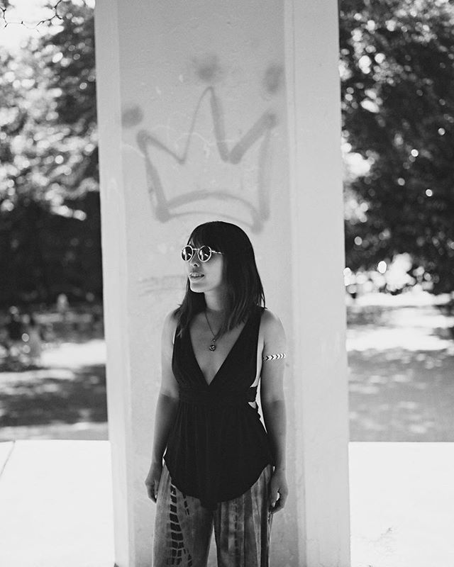 Crown yourself ?: @laureneliotphotography #laurenshootsfilm #mediumformatfilm #filmisnotdead